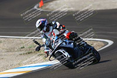 media/Sep-20-2025-TrackDaz (Sat) [[27f0cde673]]/B Group/1020am (Turn 3)/